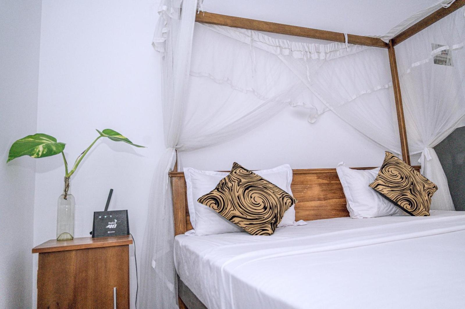 Bed and Breakfast Cosynsurf Матара Экстерьер фото